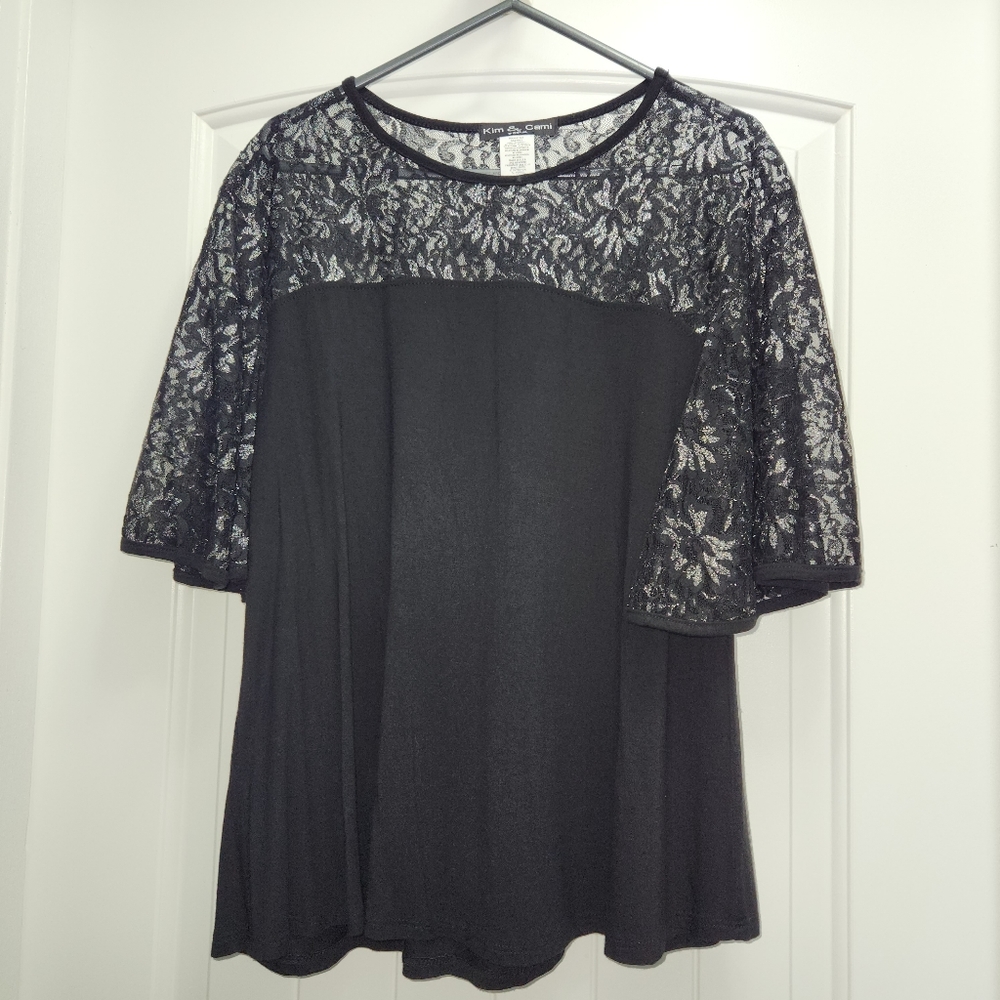 Black and Silver Lace Top Size M